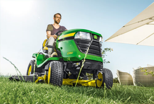 Autoportée JOHN DEERE X 380